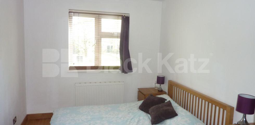 			NEW INSTRUCTION!, 2 Bedroom, 1 bath, 1 reception Flat			 Mornington Street, CAMDEN